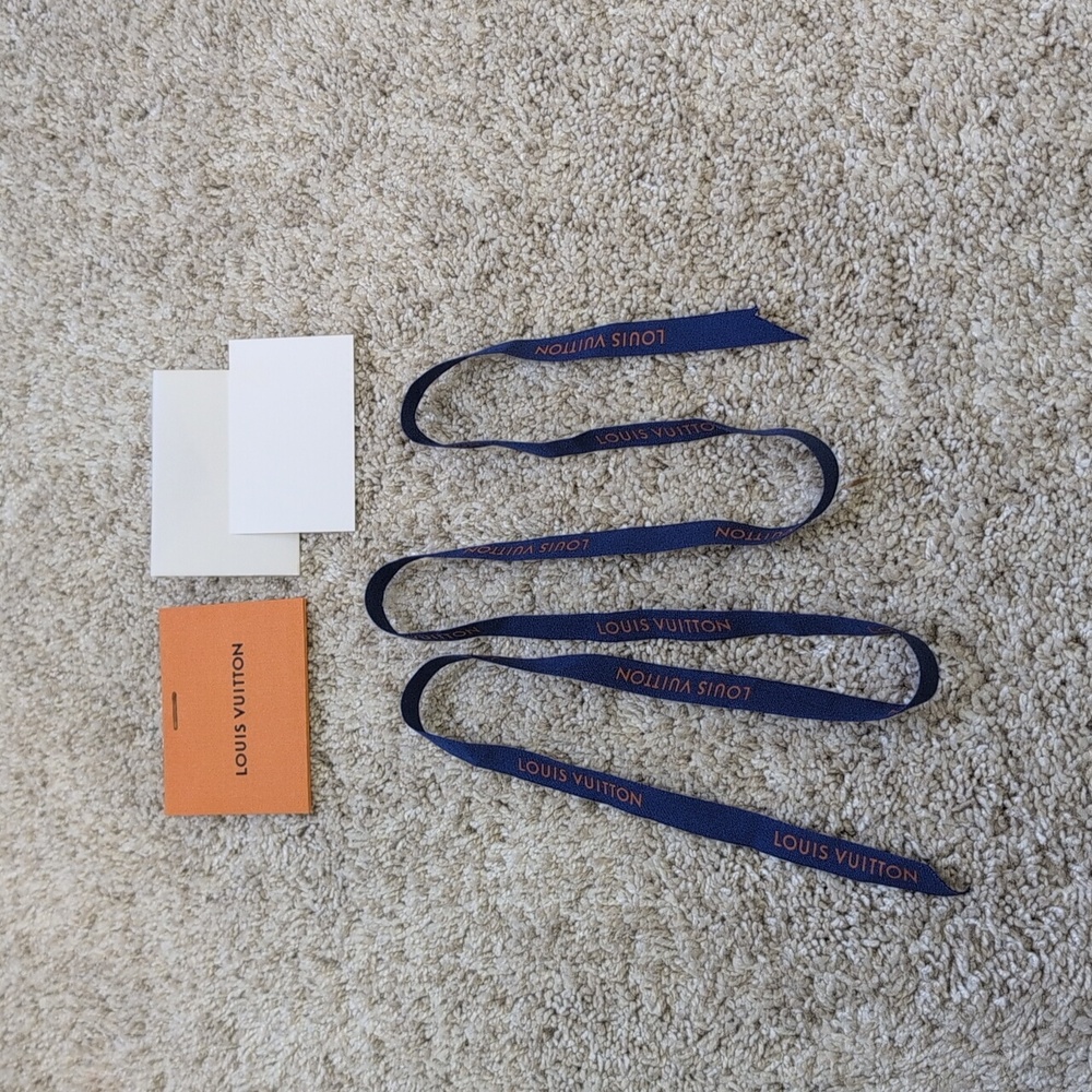 Louis Vuitton Royal Blue Ribbon and Gift Tag